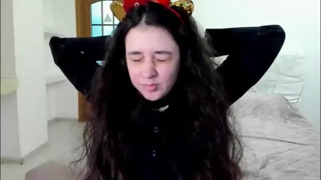 Image 11 of ginablum Stream on Chaturbate on 13 days ago