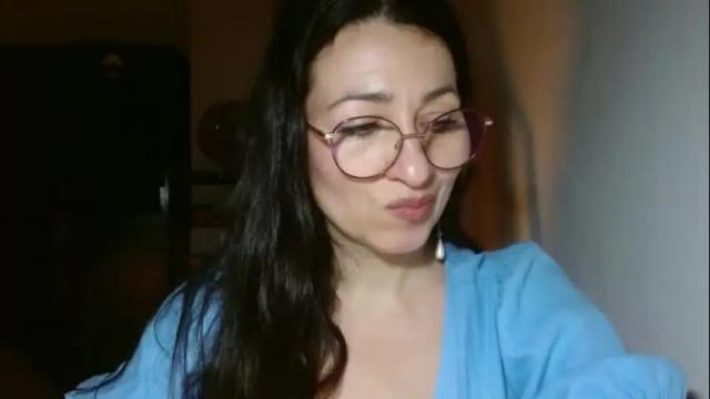 Image 4 of ginaoneon Stream on Chaturbate on 8 months ago