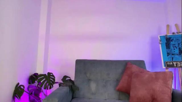 Image 8 of ginebraafxx Stream on Chaturbate on 2 months ago