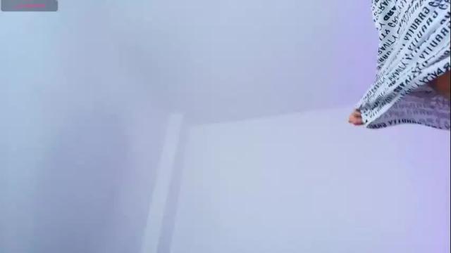 Image 11 of ginebraafxx Stream on Chaturbate on 2 months ago