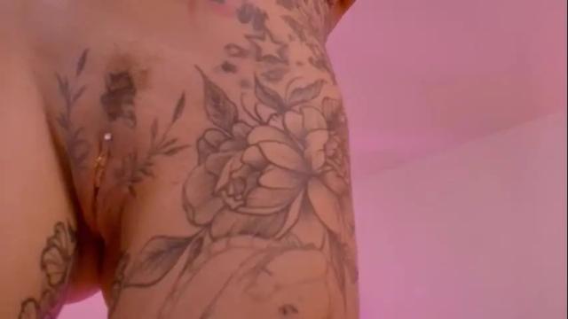 Image 2 of ginebraafxx Stream on Chaturbate on 1 month ago