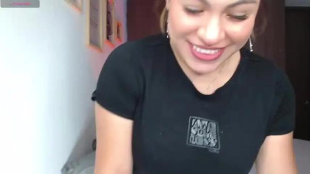 Image 7 of gined_love1 Stream on Chaturbate on 16 months ago