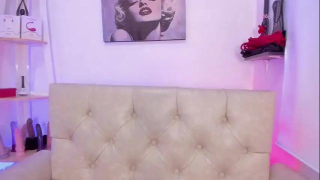 Image 8 of ginevra_boobs Stream on Chaturbate on 1 month ago