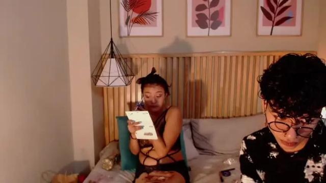 Image 2 of ginger_and_ryan Stream on Chaturbate on 17 months ago
