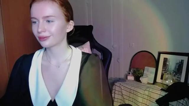 Image 2 of ginger_arin Stream on Chaturbate on 23 months ago