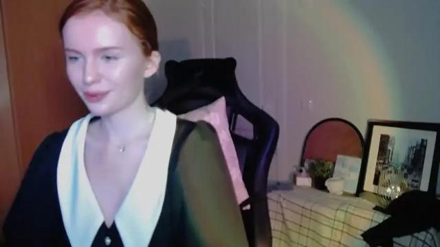 Image 6 of ginger_arin Stream on Chaturbate on 23 months ago