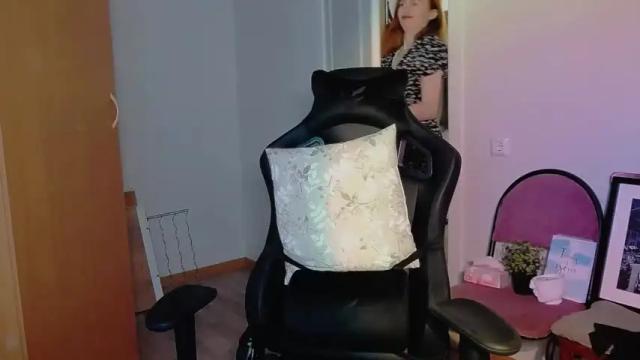 Thumbnail 3, ginger_arin's Stream at Chaturbate, 23 months ago