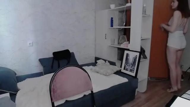 Image 2 of ginger_arin Stream on Chaturbate on 19 months ago