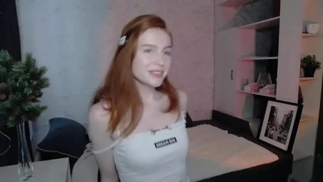 Image 2 of ginger_arin Stream on Chaturbate on 19 months ago