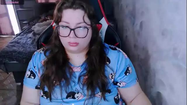 Image 3 of ginger_grayy Stream on Chaturbate on 1 month ago