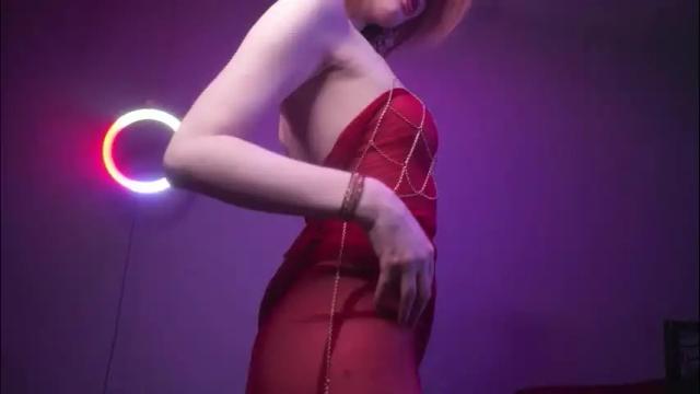 Image 3 of ginger_hugs Stream on Chaturbate on 27 days ago