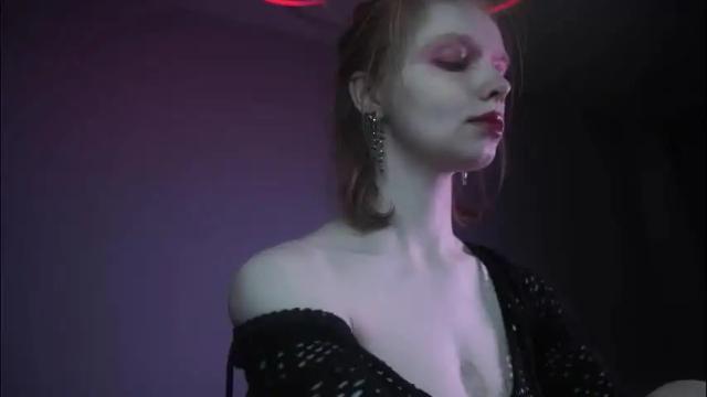 Image 4 of ginger_hugs Stream on Chaturbate on 6 days ago