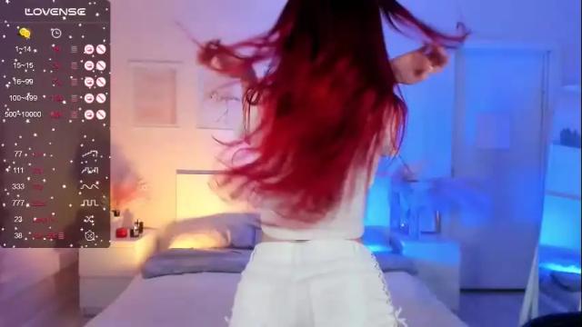 Image 12 of ginger_jessy Stream on Chaturbate on 5 months ago