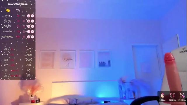 Image 3 of ginger_jessy Stream on Chaturbate on 5 months ago