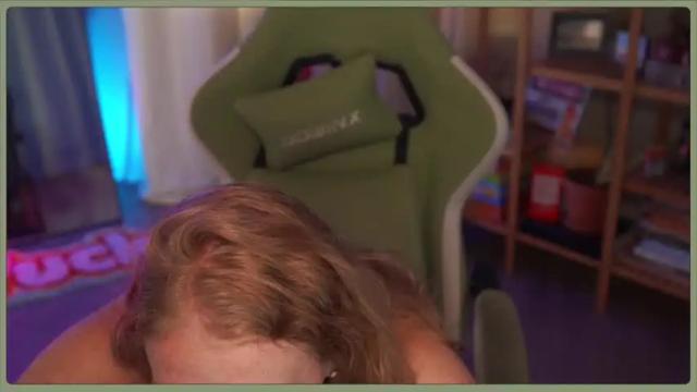 Image 8 of ginger_little Stream on Chaturbate on 26 days ago