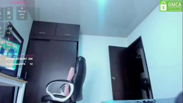 Image 11 of ginger_smil Stream on Chaturbate on 12 days ago
