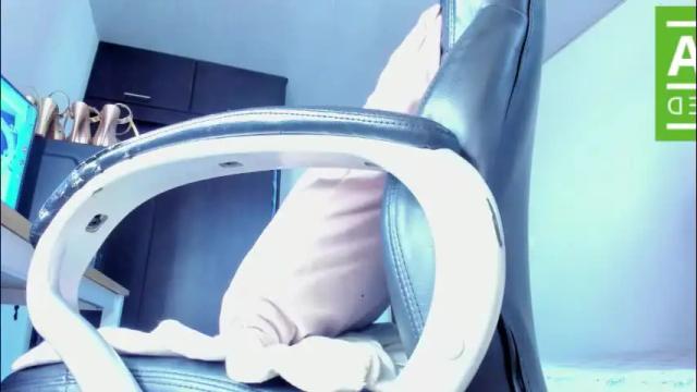 Image 10 of ginger_smil Stream on Chaturbate on 1 month ago