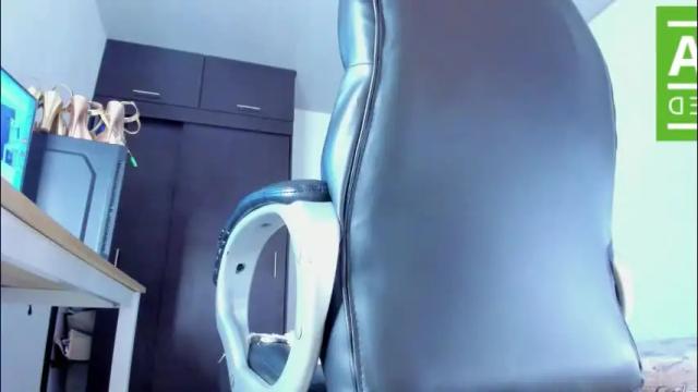 Image 10 of ginger_smil Stream on Chaturbate on 16 days ago