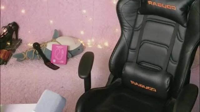 Image 4 of ginger_stay Stream on Chaturbate on 1 month ago