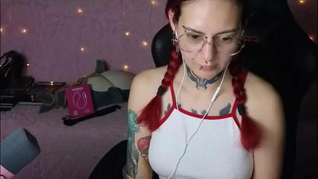 Image 3 of ginger_stay Stream on Chaturbate on 1 month ago
