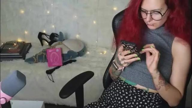 Thumbnail 1, ginger_stay's Stream at Chaturbate, 24 days ago