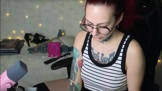 Image 7 of ginger_stay Stream on Chaturbate on 19 days ago