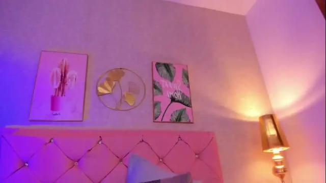 Image 11 of ginger_violetta Stream on Chaturbate on 1 month ago