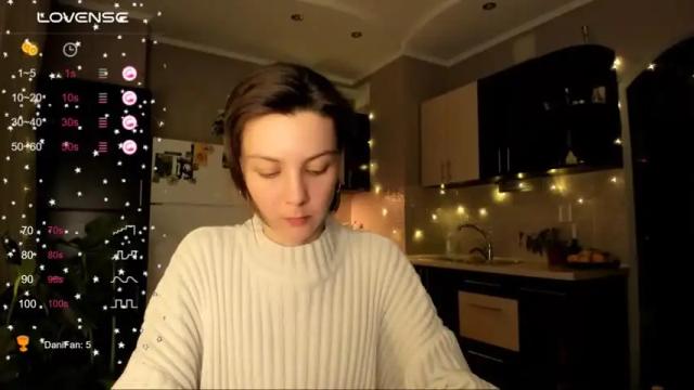 Image 8 of gingerbread__house Stream on Chaturbate on 13 months ago
