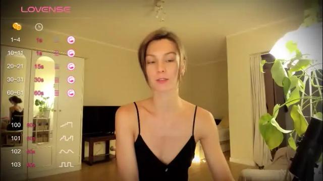 Image 2 of gingerbread__house Stream on Chaturbate on 5 months ago