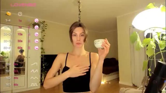 Image 2 of gingerbread__house Stream on Chaturbate on 4 months ago