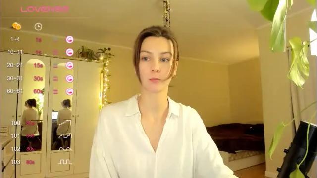 Image 2 of gingerbread__house Stream on Chaturbate on 2 months ago