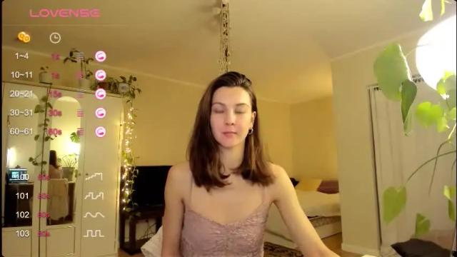 Image 4 of gingerbread__house Stream on Chaturbate on 23 days ago