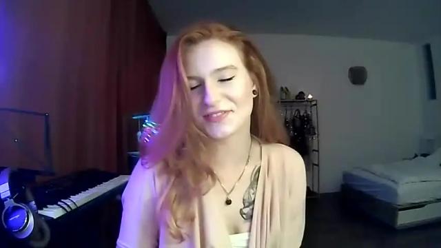 Image 3 of gingercutepie Stream on Chaturbate on 19 months ago