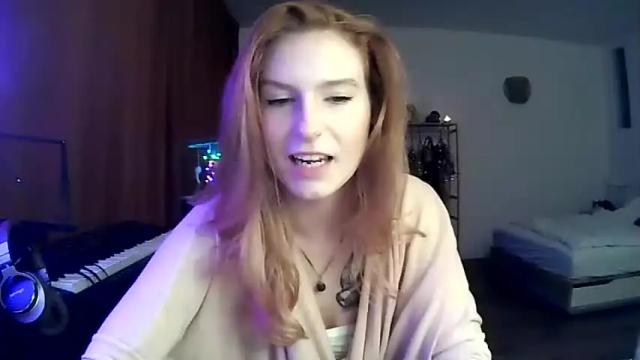 Image 7 of gingercutepie Stream on Chaturbate on 19 months ago
