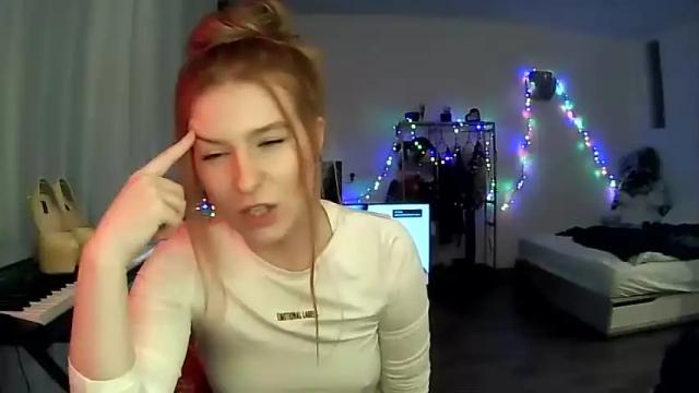 Image 8 of gingercutepie Stream on Chaturbate on 17 months ago