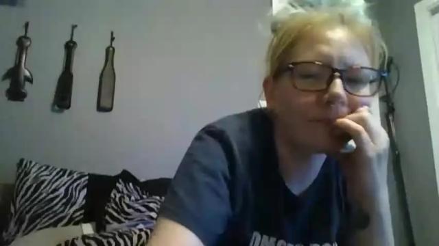 Image 7 of gingerkitten420 Stream on Chaturbate on 12 months ago