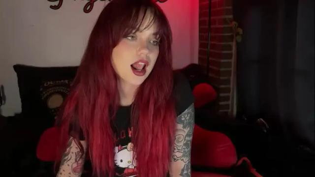 Image 2 of gingerraee Stream on Chaturbate on 20 months ago