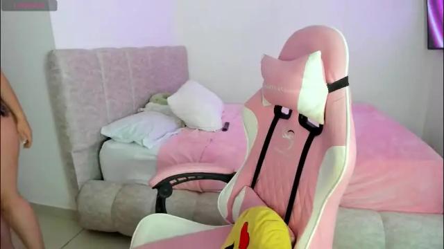 Image 4 of gingersophie_ Stream on Chaturbate on 1 month ago