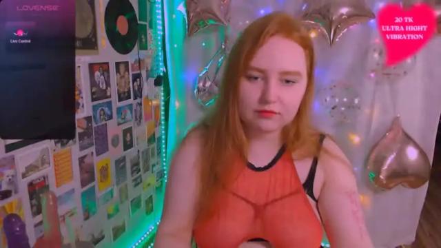 Image 3 of gingerspussy Stream on Chaturbate on 15 months ago