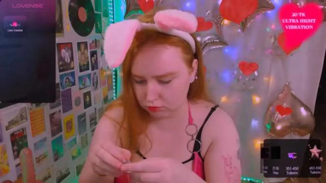 Thumbnail 1, gingerspussy's Stream at Chaturbate, 15 months ago