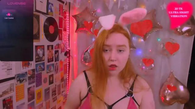 Image 7 of gingerspussy Stream on Chaturbate on 15 months ago