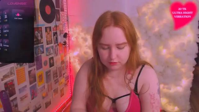 Image 3 of gingerspussy Stream on Chaturbate on 14 months ago