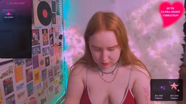 Image 3 of gingerspussy Stream on Chaturbate on 14 months ago