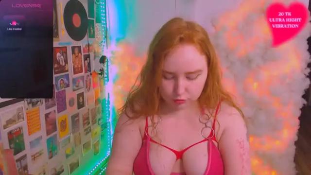 Image 2 of gingerspussy Stream on Chaturbate on 13 months ago
