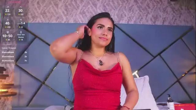 Image 3 of giorgia_13 Stream on Chaturbate on 29 days ago