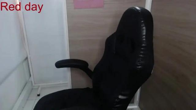 Thumbnail 1, giorgia_smithh's Stream at Chaturbate, 17 months ago