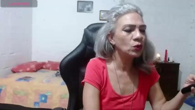 Image 6 of giorgia_xue53 Stream on Chaturbate on 15 months ago