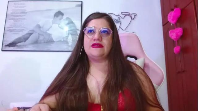 Image 11 of giorgina_montiere Stream on Chaturbate on 1 month ago