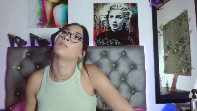 Image 7 of giorginamanccini Stream on Chaturbate on 14 months ago