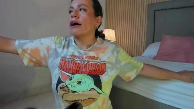 Image 7 of gipsela_gomez Stream on Chaturbate on 26 days ago
